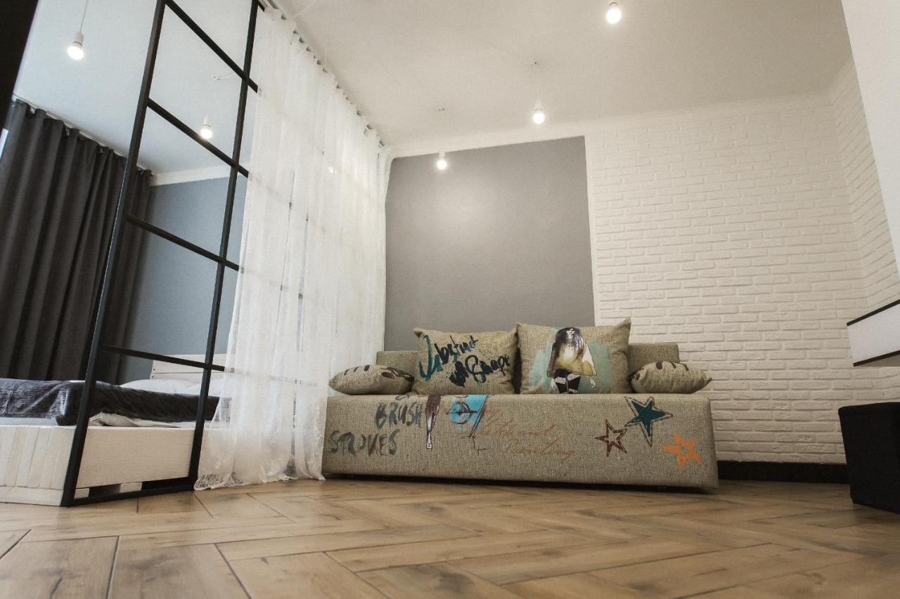 Loft-Style Apartment 이즈마일 외부 사진